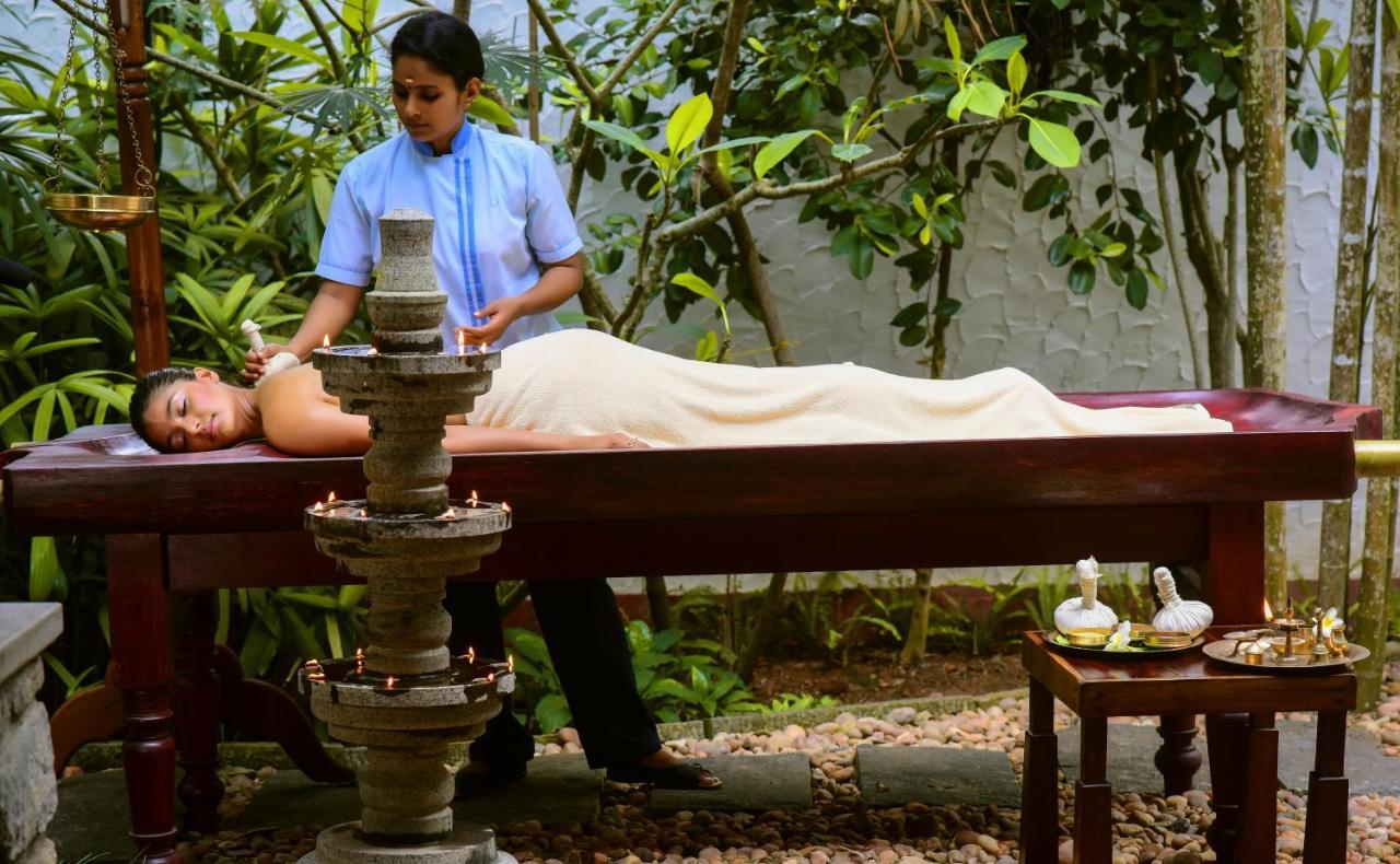 Niraamaya Wellness Retreats, Surya Samudra, Kovalam Hotel Exterior photo