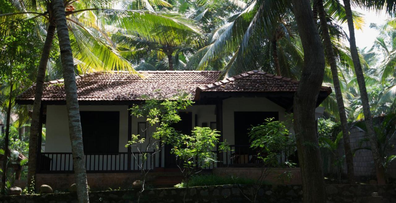 Niraamaya Wellness Retreats, Surya Samudra, Kovalam Hotel Exterior photo