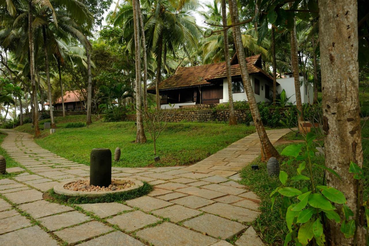 Niraamaya Wellness Retreats, Surya Samudra, Kovalam Hotel Exterior photo